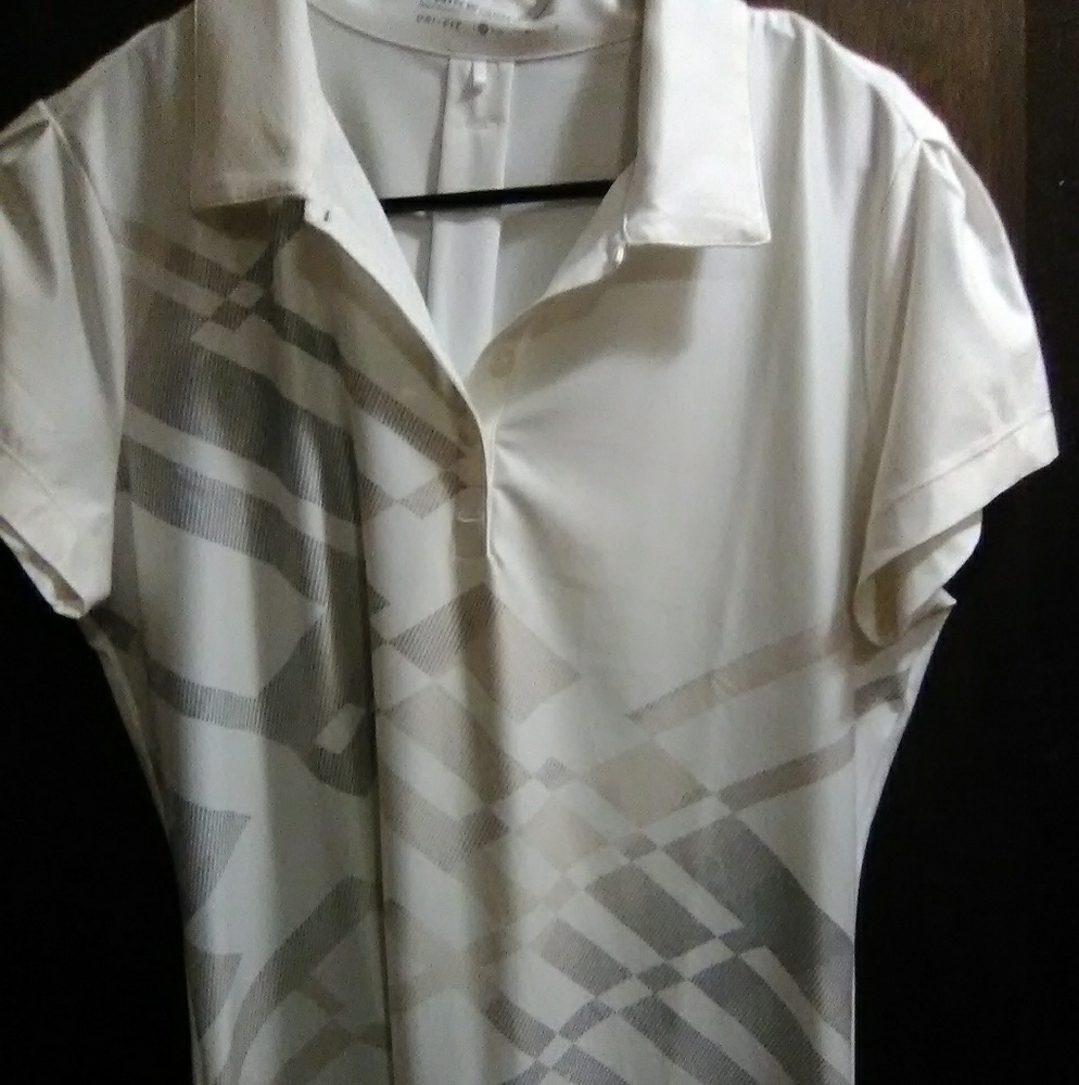 Beautiful Nike Golf shirt